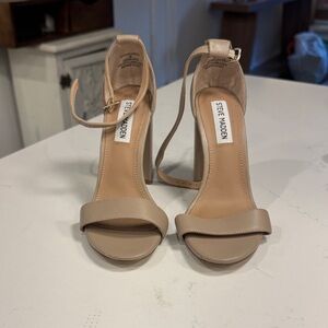 Steve Madden Beige Ankle Strap Heels size 7